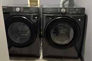 1231 11th Ave, Rockford, IL 61104 - Photo 2