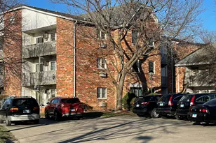 4301 W Shamrock Ln, McHenry, IL 60050 - Photo 8