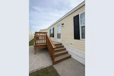 8766 Pelican Drive, Hodgkins, IL 60525 - Photo 2