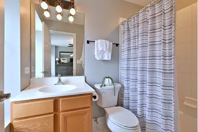 142 W 3rd Street #142, Elmhurst, IL 60126 - Photo 34