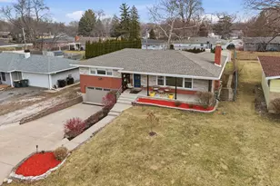 34757 N Iroquois Trail, McHenry, IL 60051 - Photo 44