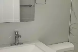 1023 E 45th St, Chicago, IL 60653 - Photo 6