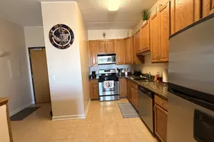 9355 Irving Park Rd, Schiller Park, IL 60176 - Photo 8