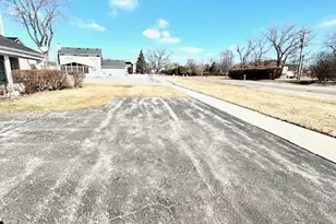 4000 193rd St, Country Club Hills, IL 60478 - Photo 12