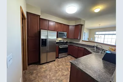 996 Como Circle, Hampshire, IL 60140 - Photo 2