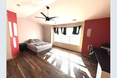 996 Como Circle, Hampshire, IL 60140 - Photo 16