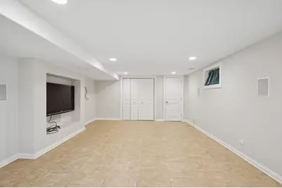 8455 N Chester Avenue, Niles, IL 60714 - Photo 20