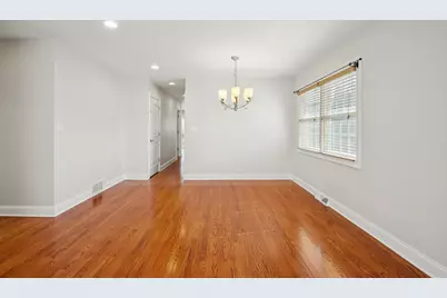 8455 N Chester Avenue, Niles, IL 60714 - Photo 6