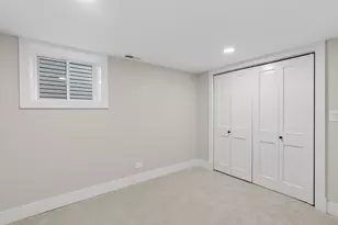 3642 N Sawyer Ave, Chicago, IL 60618 - Photo 36