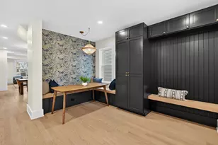 3642 N Sawyer Ave, Chicago, IL 60618 - Photo 16