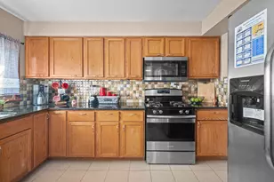 10715 Diversey Ave, Melrose Park, IL 60164 - Photo 6
