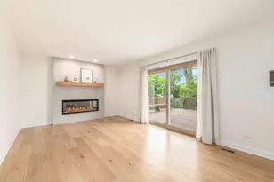 400 Green River Ct, Schaumburg, IL 60194 - Photo 14