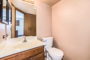 400 Green River Ct, Schaumburg, IL 60194 - Photo 16