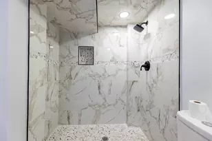 9747 S Harvard Ave, Chicago, IL 60628 - Photo 24