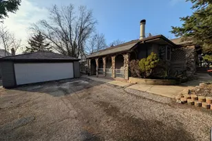 1N248 Darling St, Carol Stream, IL 60188 - Photo 1