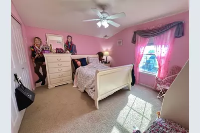 1053 Carrick Lane #1053, McHenry, IL 60050 - Photo 22