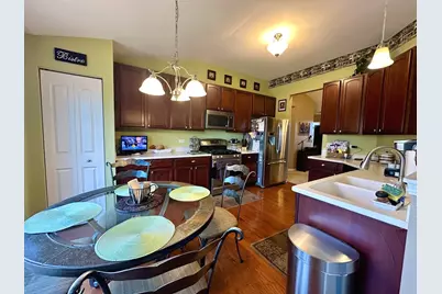 1053 Carrick Lane #1053, McHenry, IL 60050 - Photo 12