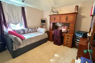 1053 Carrick Ln, McHenry, IL 60050 - Photo 20