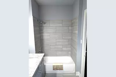 5233 S Michigan Avenue #3S, Chicago, IL 60615 - Photo 8