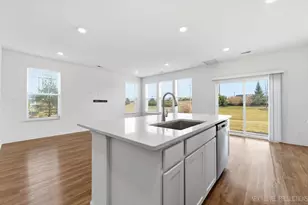 1040 Moraine Dr, South Elgin, IL 60177 - Photo 12