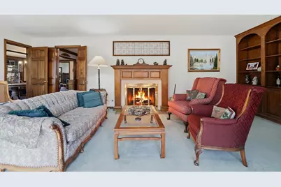 30W030 Schick Road, Bartlett, IL 60104 - Photo 4