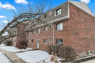 3250 Sanders Rd, Northbrook, IL 60062 - Photo 2