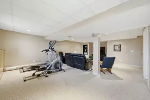 2830 Colonial Dr, Elgin, IL 60124 - Photo 26