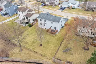 2830 Colonial Dr, Elgin, IL 60124 - Photo 38