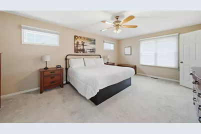 2830 Colonial Drive, Elgin, IL 60124 - Photo 16