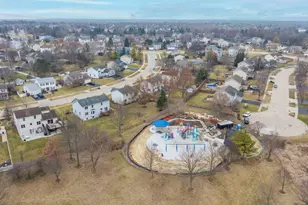 2830 Colonial Dr, Elgin, IL 60124 - Photo 34