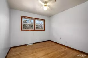 1707 Judy Ln, Dekalb, IL 60115 - Photo 14