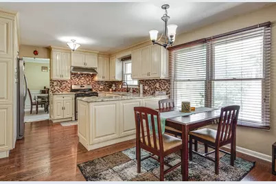 2238 Gleneagles Drive, Naperville, IL 60565 - Photo 16