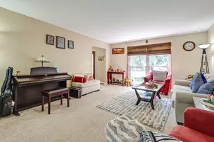 2238 Gleneagles Dr, Naperville, IL 60565 - Photo 8