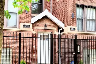 6210 S Eberhart Ave, Chicago, IL 60637 - Photo 1