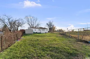 3221 66th Ave, Moline, IL 61265 - Photo 2