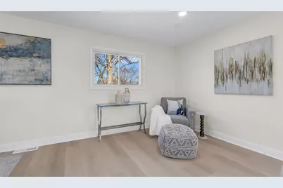 426 S Cedarcrest Drive, Schaumburg, IL 60193 - Photo 18