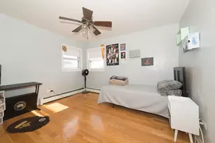 2529 N 75th Ct, Elmwood Park, IL 60707 - Photo 10