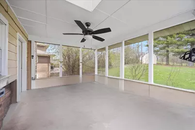 106 Blackhawk Drive, Park Forest, IL 60466 - Photo 14