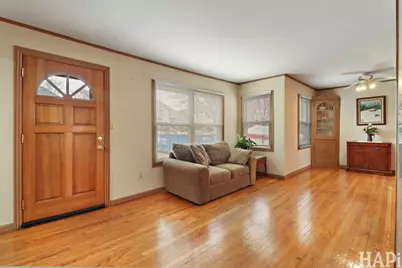 911 Elmdale Road, Glenview, IL 60025 - Photo 2