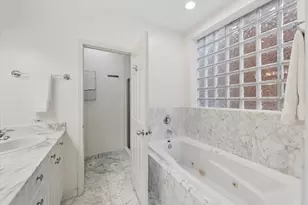 1520 N Hudson Ave, Chicago, IL 60610 - Photo 14