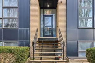 2414 W Grenshaw St, Chicago, IL 60612 - Photo 4