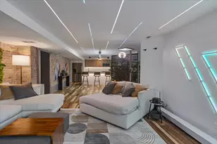 3020 N Sheridan Rd, Chicago, IL 60657 - Photo 6