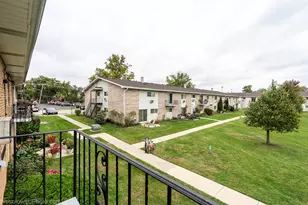 9209 Potter Rd, Des Plaines, IL 60016 - Photo 22