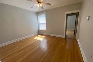 2123 W Ainslie St, Chicago, IL 60625 - Photo 10