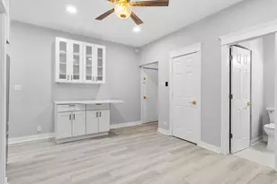 1127 W Farwell Ave, Chicago, IL 60626 - Photo 6