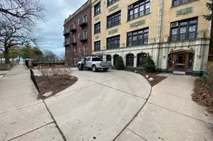 1127 W Farwell Ave, Chicago, IL 60626 - Photo 2