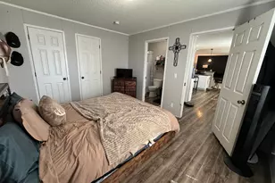38455 N Sheridan Rd, Beach Park, IL 60087 - Photo 8