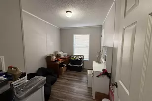 38455 N Sheridan Rd, Beach Park, IL 60087 - Photo 10