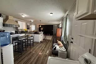 38455 N Sheridan Rd, Beach Park, IL 60087 - Photo 6