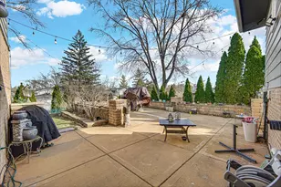 10513 Sun Valley Ct, Palos Hills, IL 60465 - Photo 16